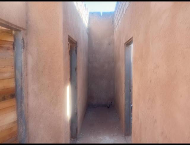 2 BEDROOM HOUSE FOR SALE IN SOSHANGUVE SOUTH